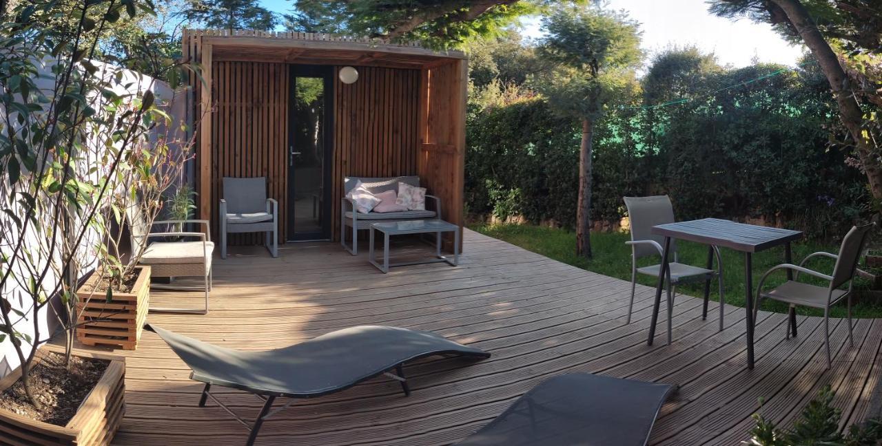 Joli Studio Climatise Avec Jacuzzi Prive Et Entree Independante Frejus Exterior photo